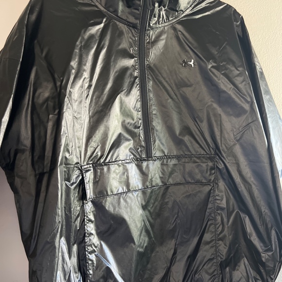 Under Armour windbreaker pullover loose fit size small - Picture 2 of 3